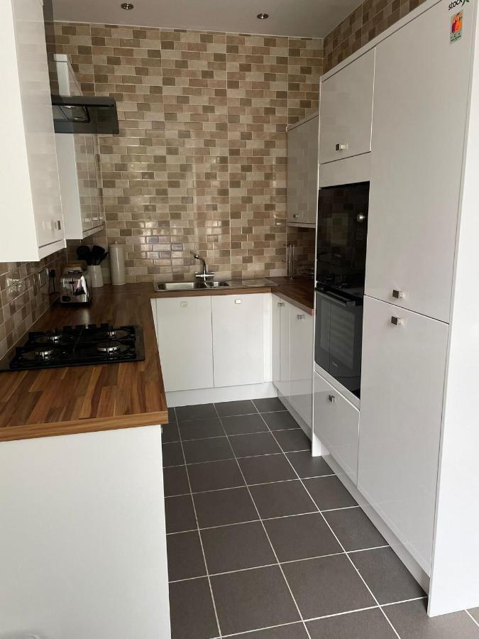 City Centre 1 Bed Sleeps 4 H5 Kingston upon Hull Exteriör bild