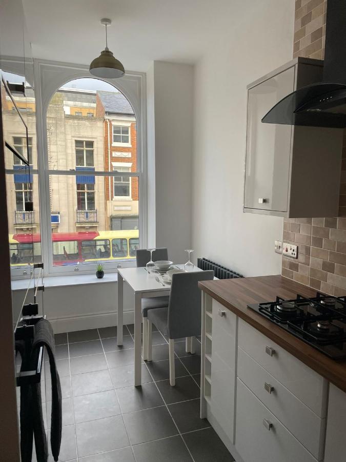 City Centre 1 Bed Sleeps 4 H5 Kingston upon Hull Exteriör bild